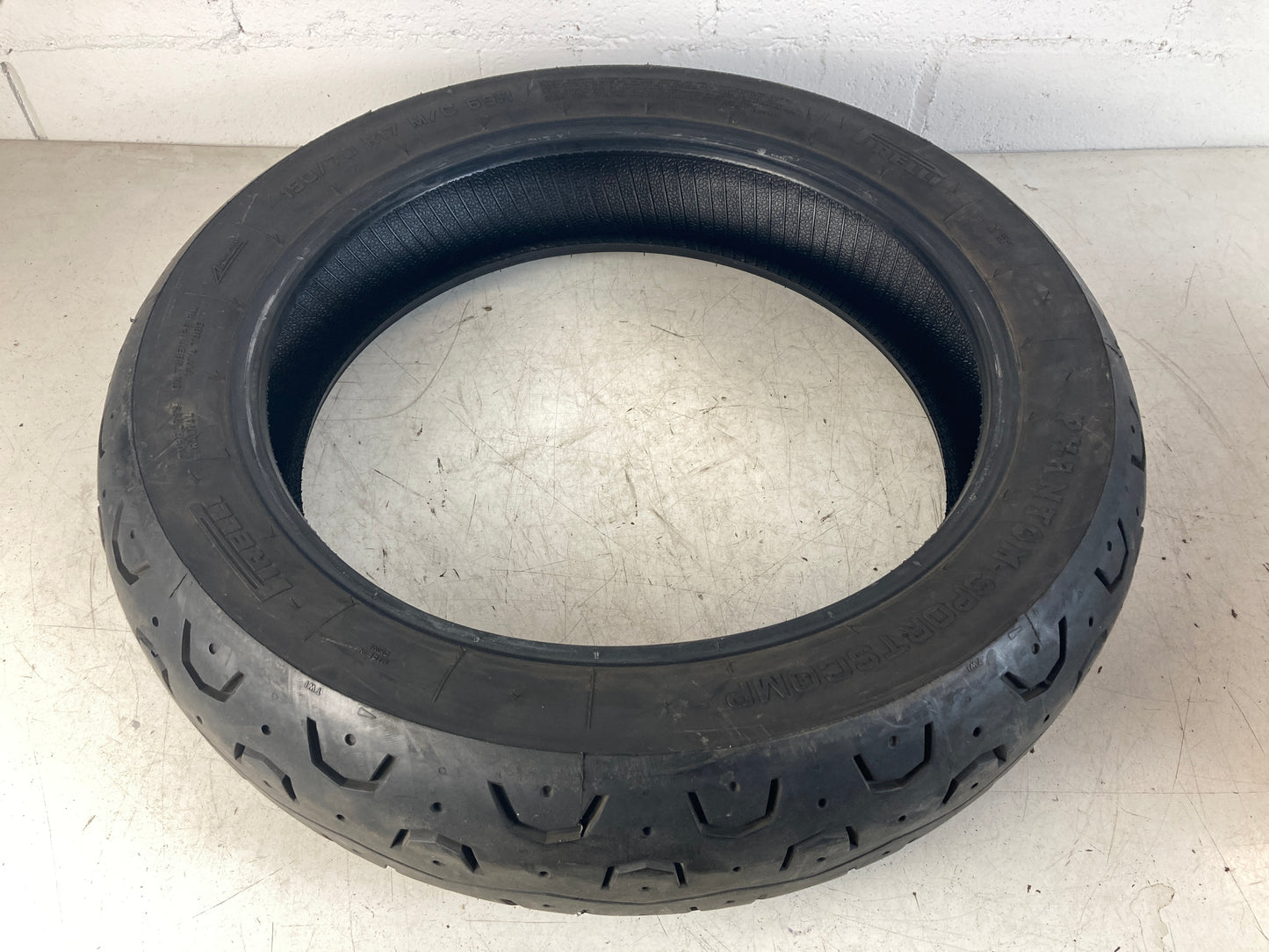 Neumático PIRELLI PHANTOM SPORTSCOMP 150/70/17