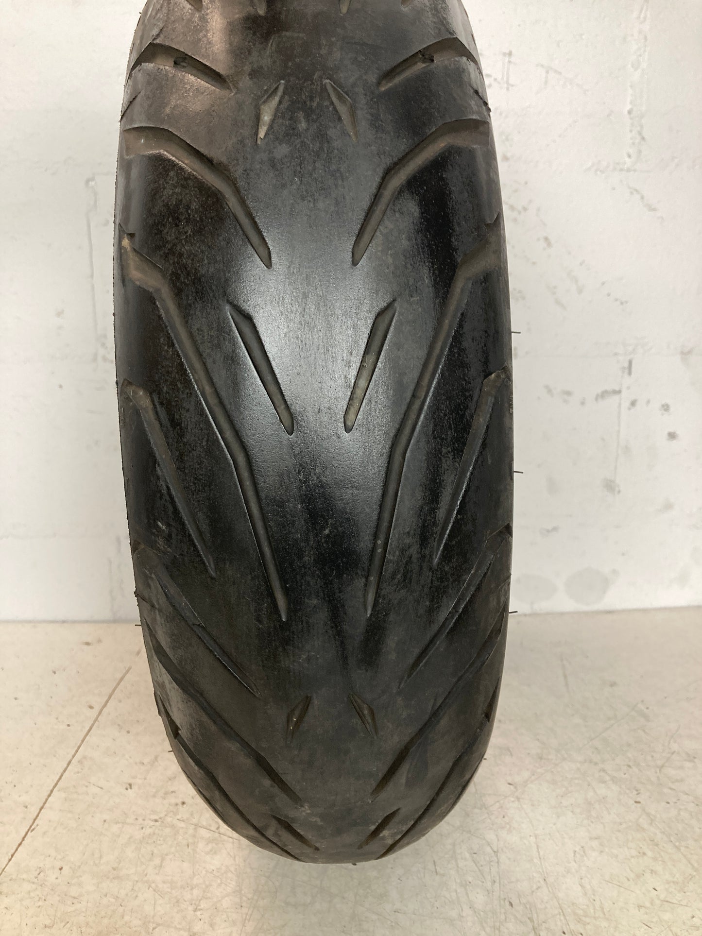 Neumático PIRELLI ANGEL ST 160/60/17