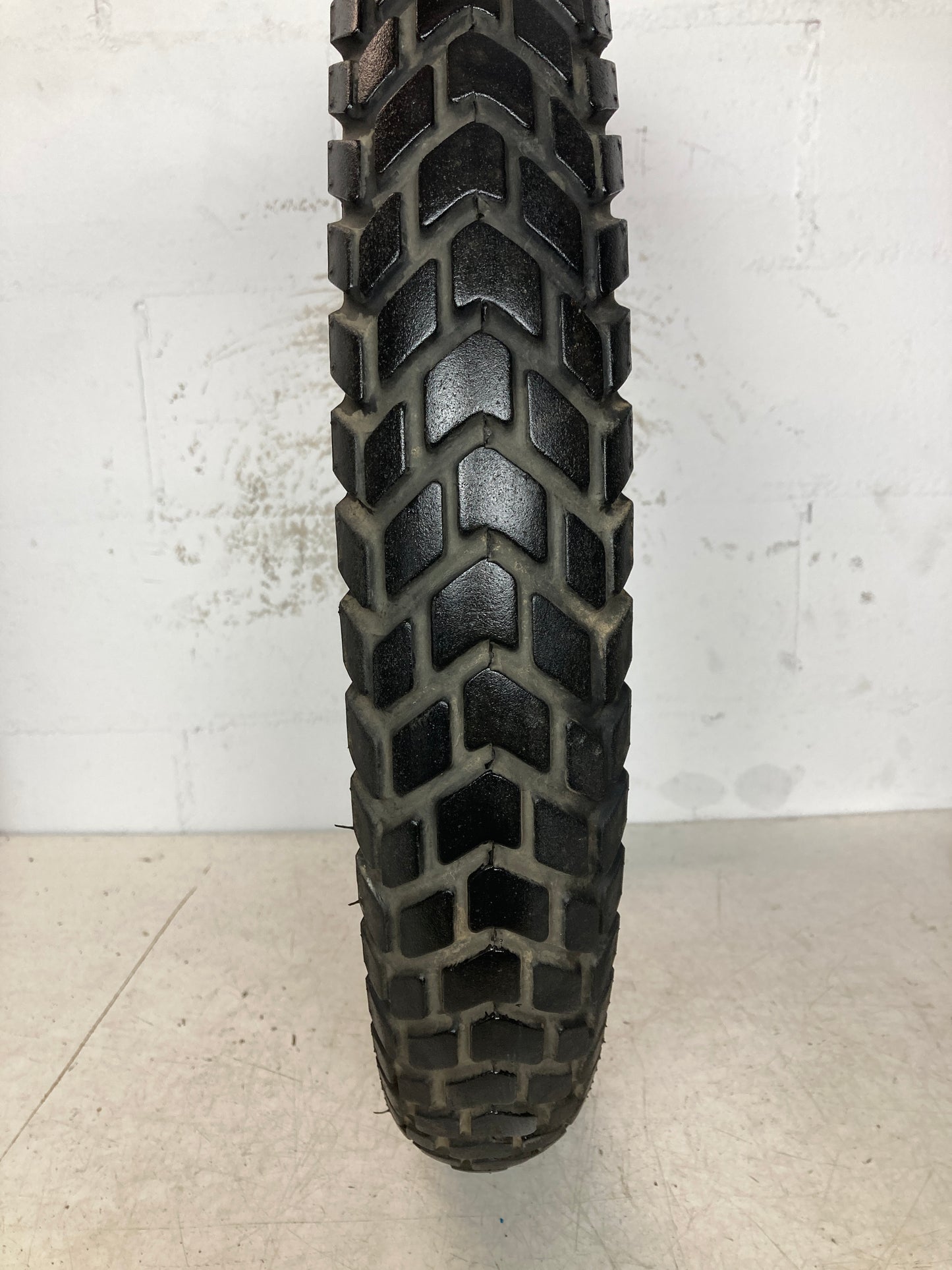 Neumático PIRELLI MT-60 90/90/21