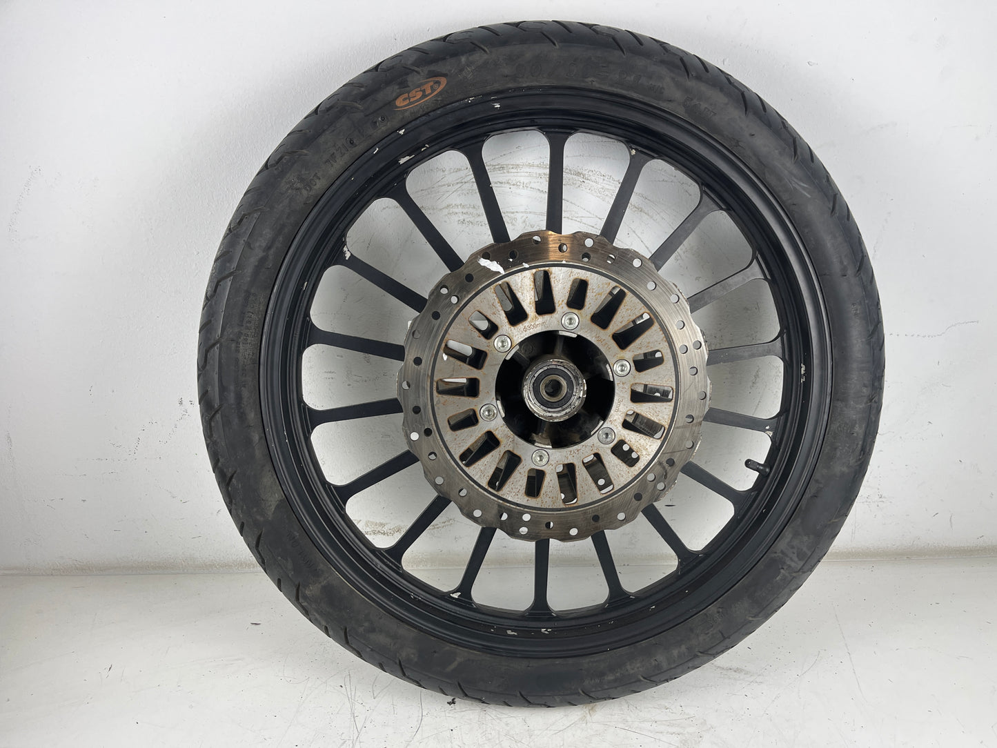 LLANTA LEONART DAYTONA