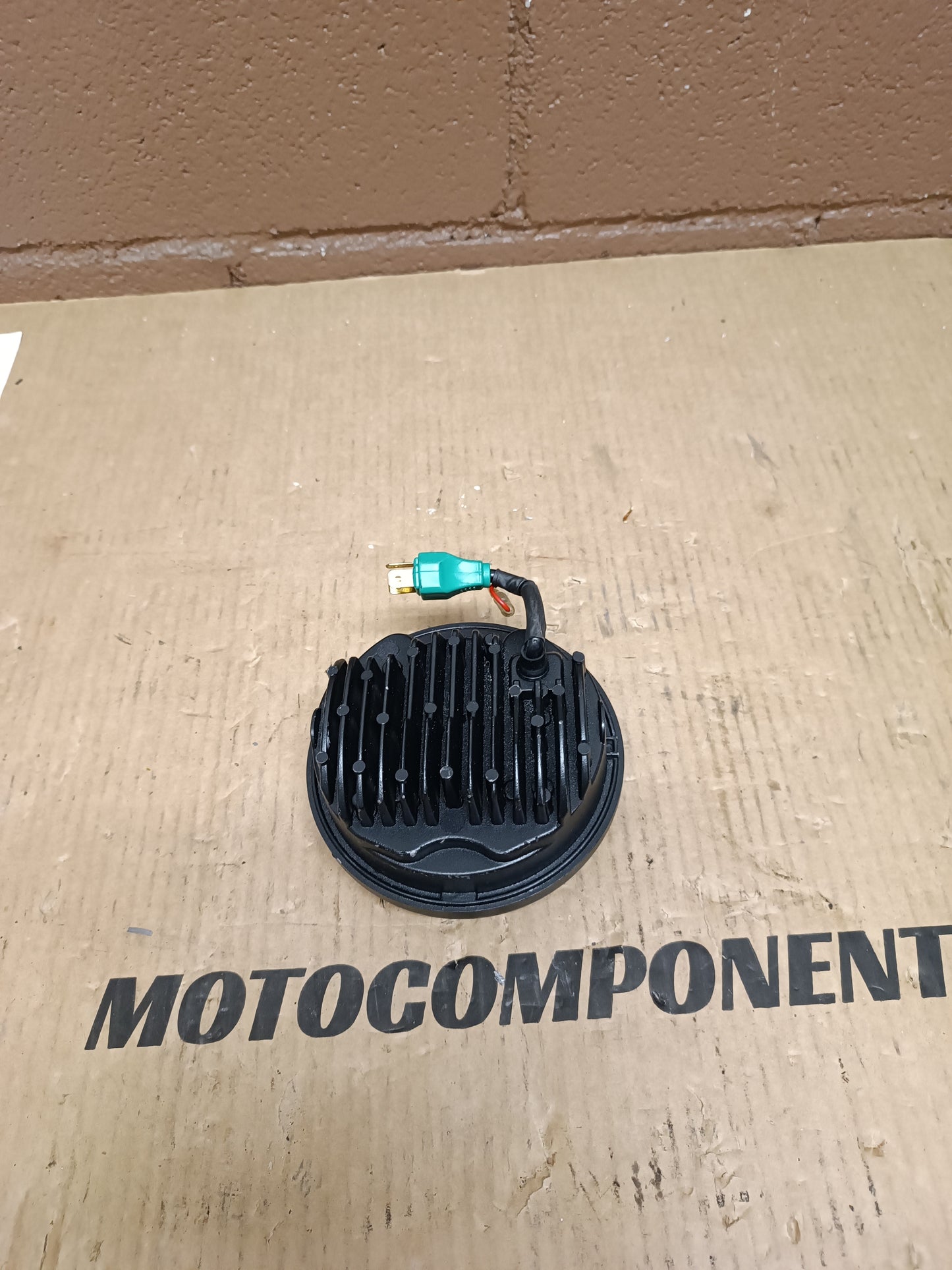 ILUM. DELANTERA HARLEY Sportster 883/1200