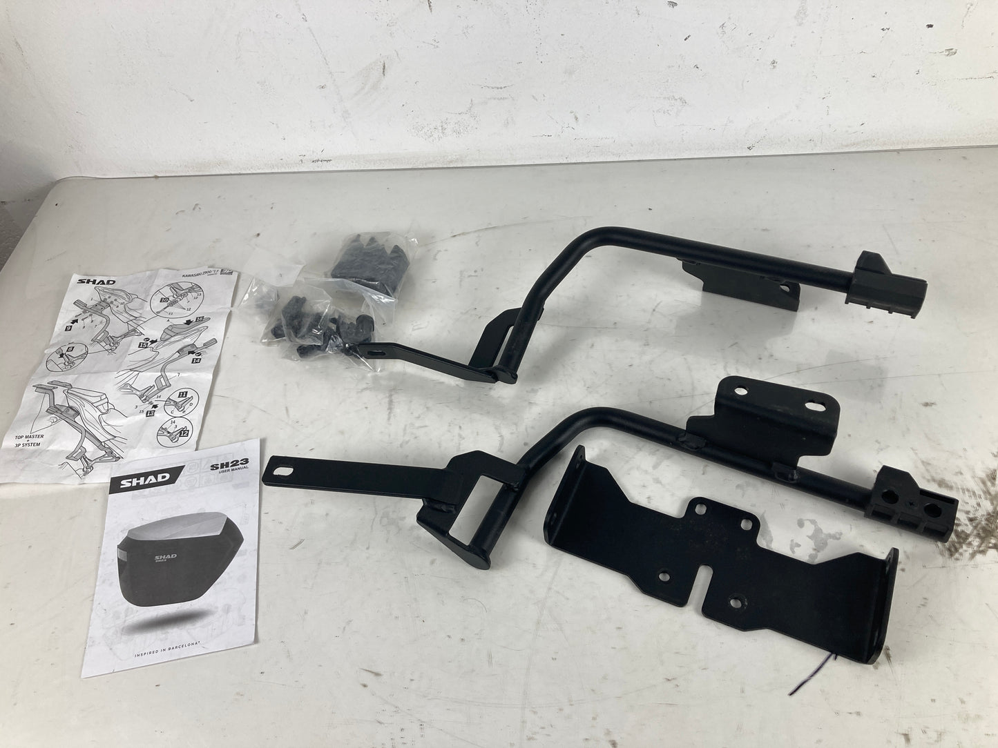 SOPORTE MALETA KAWASAKI Z900 PERFORMANCE