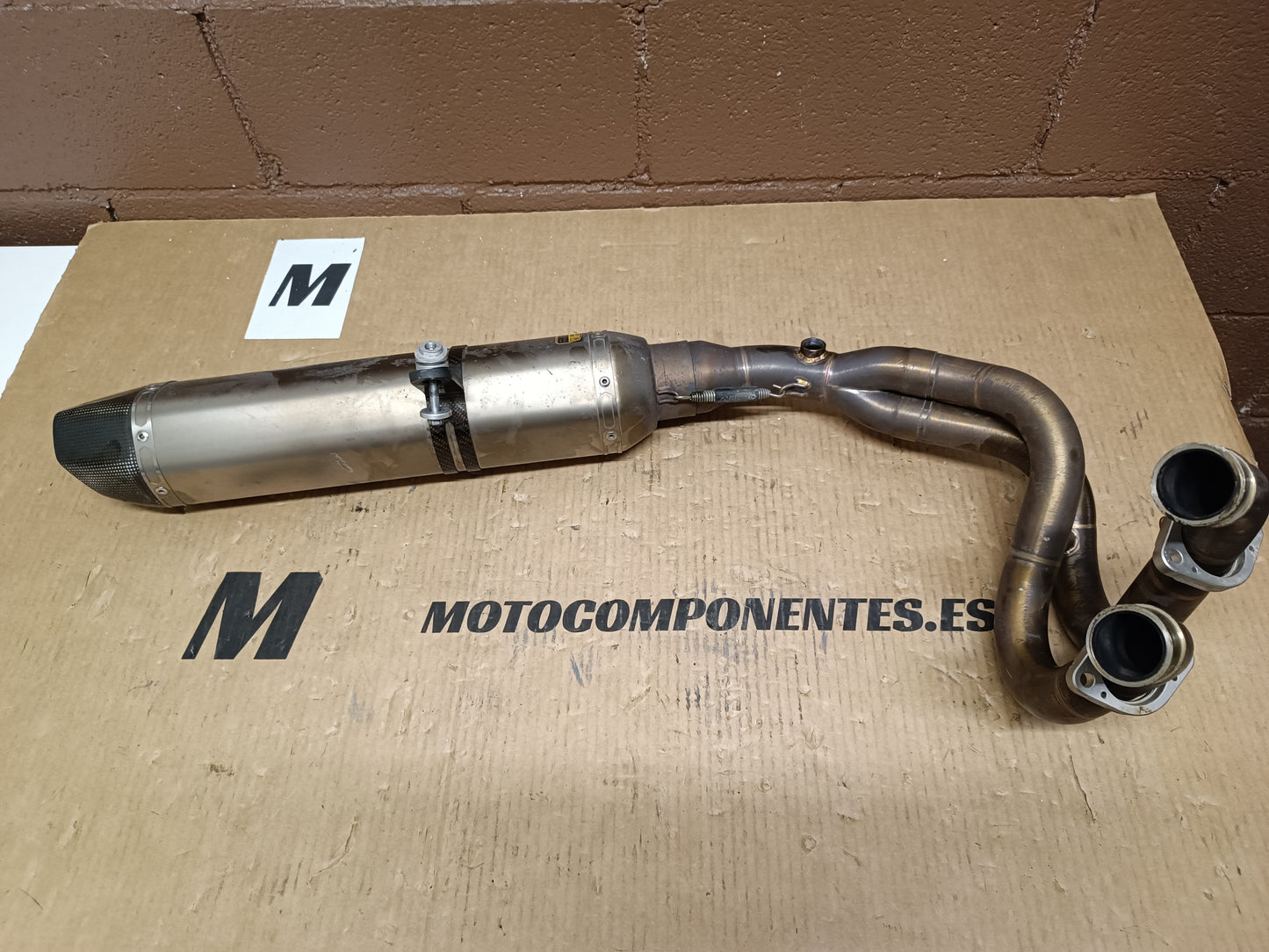 ESCAPE AKRAPOVIC KAWASAKI ER6N-F