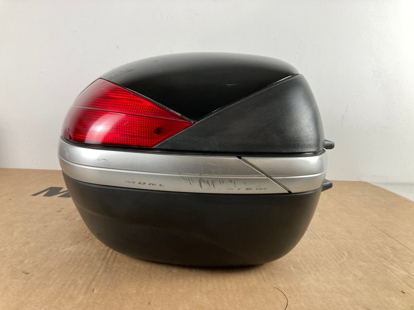 MALETAS MAJESTY 400 2004