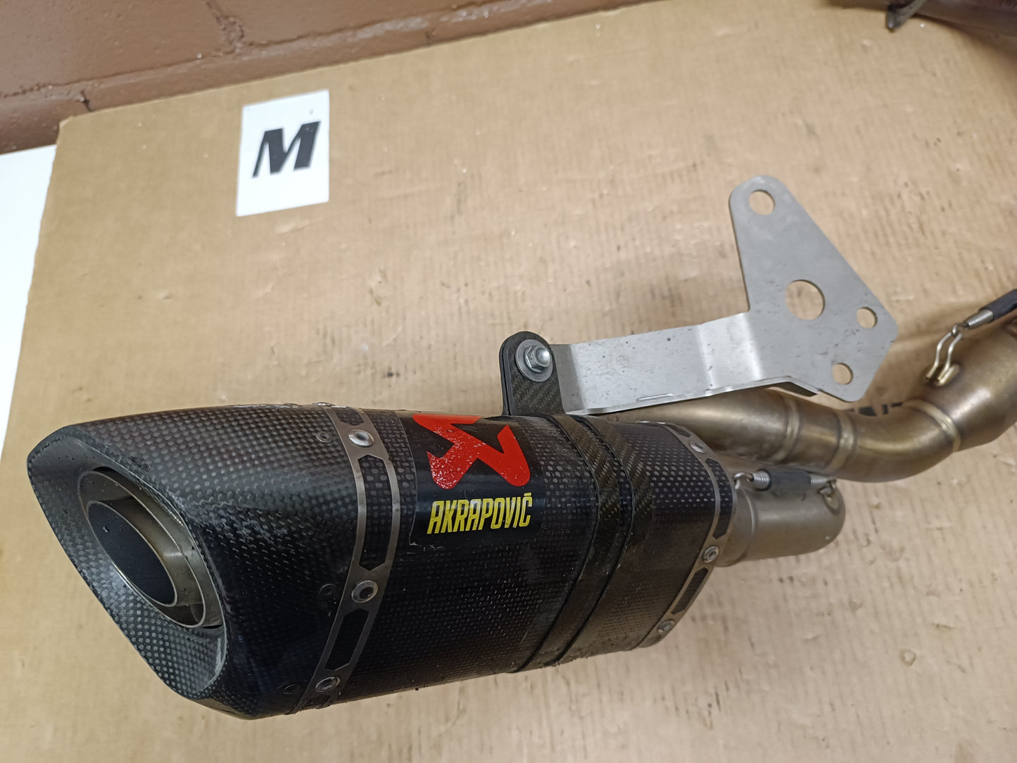 ESCAPE AKRAPOVIC YAMAHA MT 07