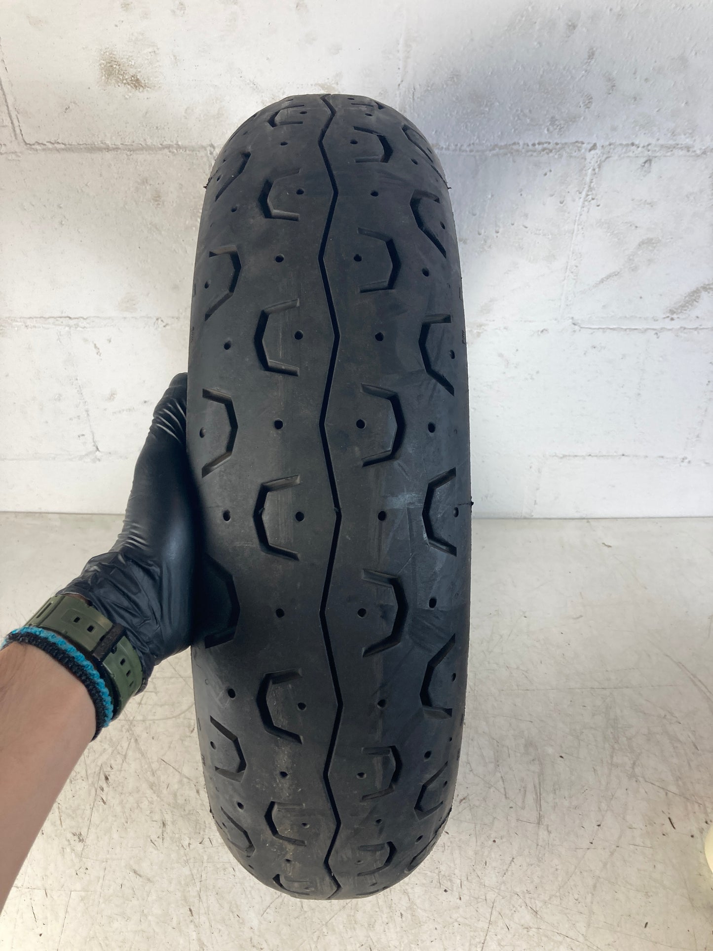 Neumático PIRELLI PHANTOM SPORTSCOMP 150/70/17