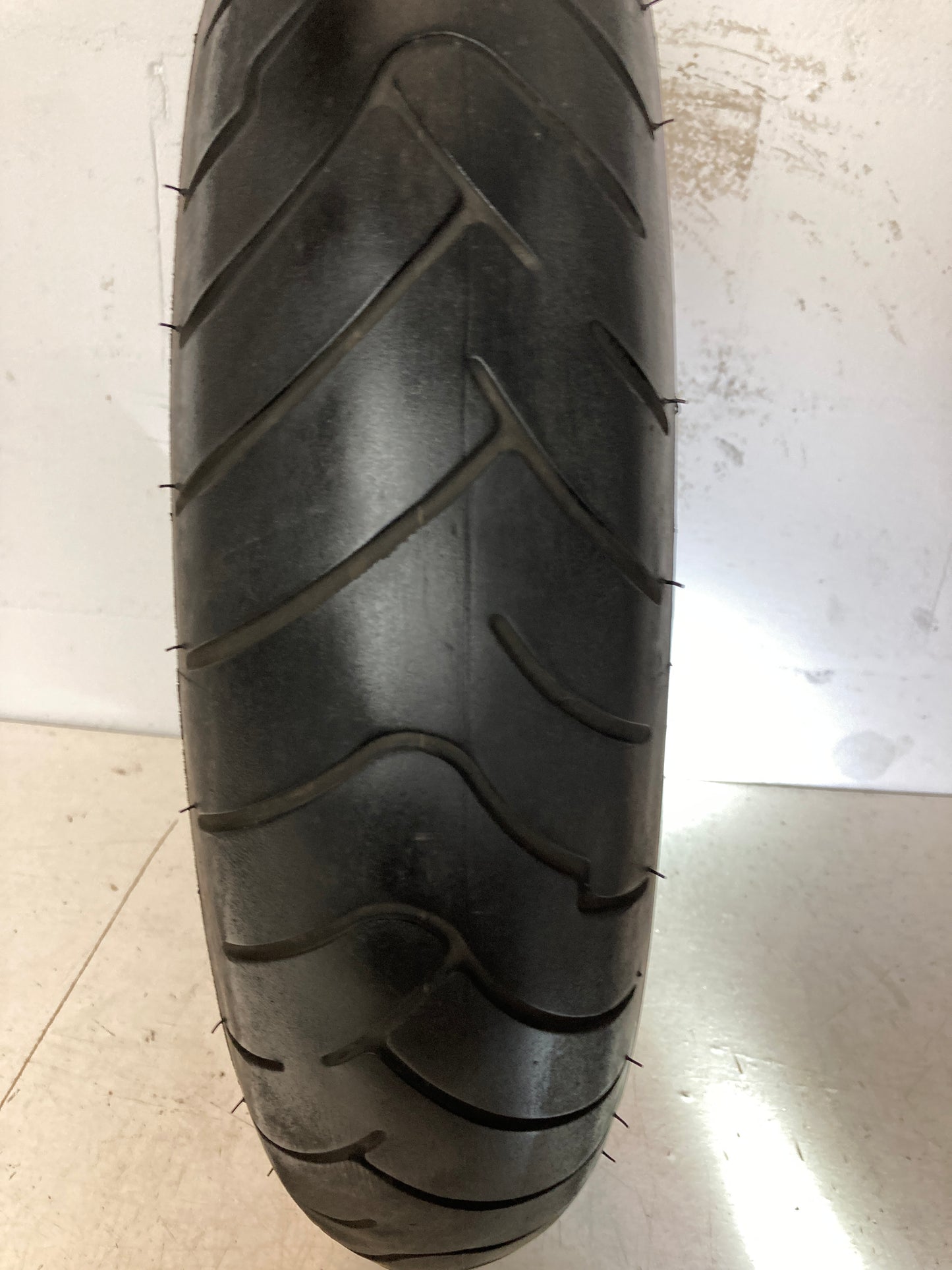 Neumático BRIDGESTONE BATTLAX BT023 F SPORT TOURING 120/70/17