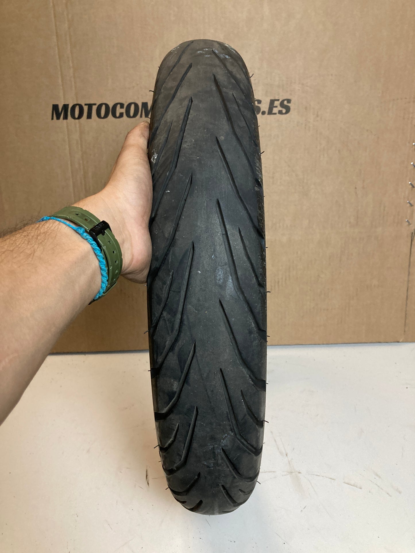 Neumático PIRELLI ANGEL C.T 100/90/17