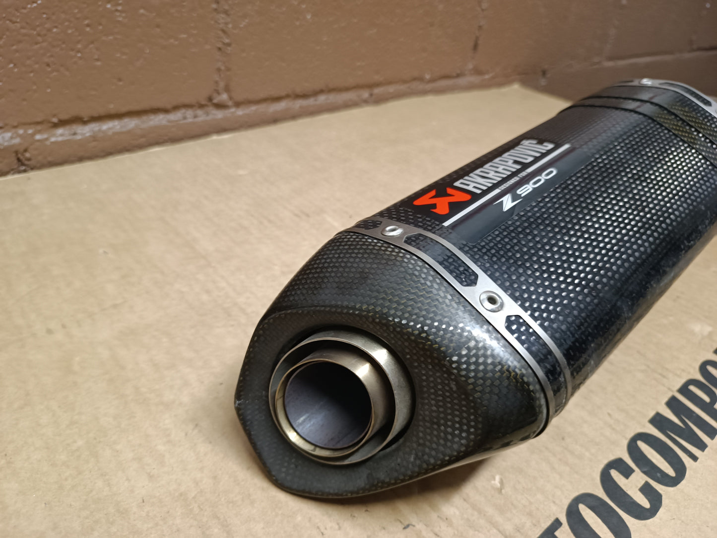 ESCAPE Akrapovic KAWASAKI Z900
