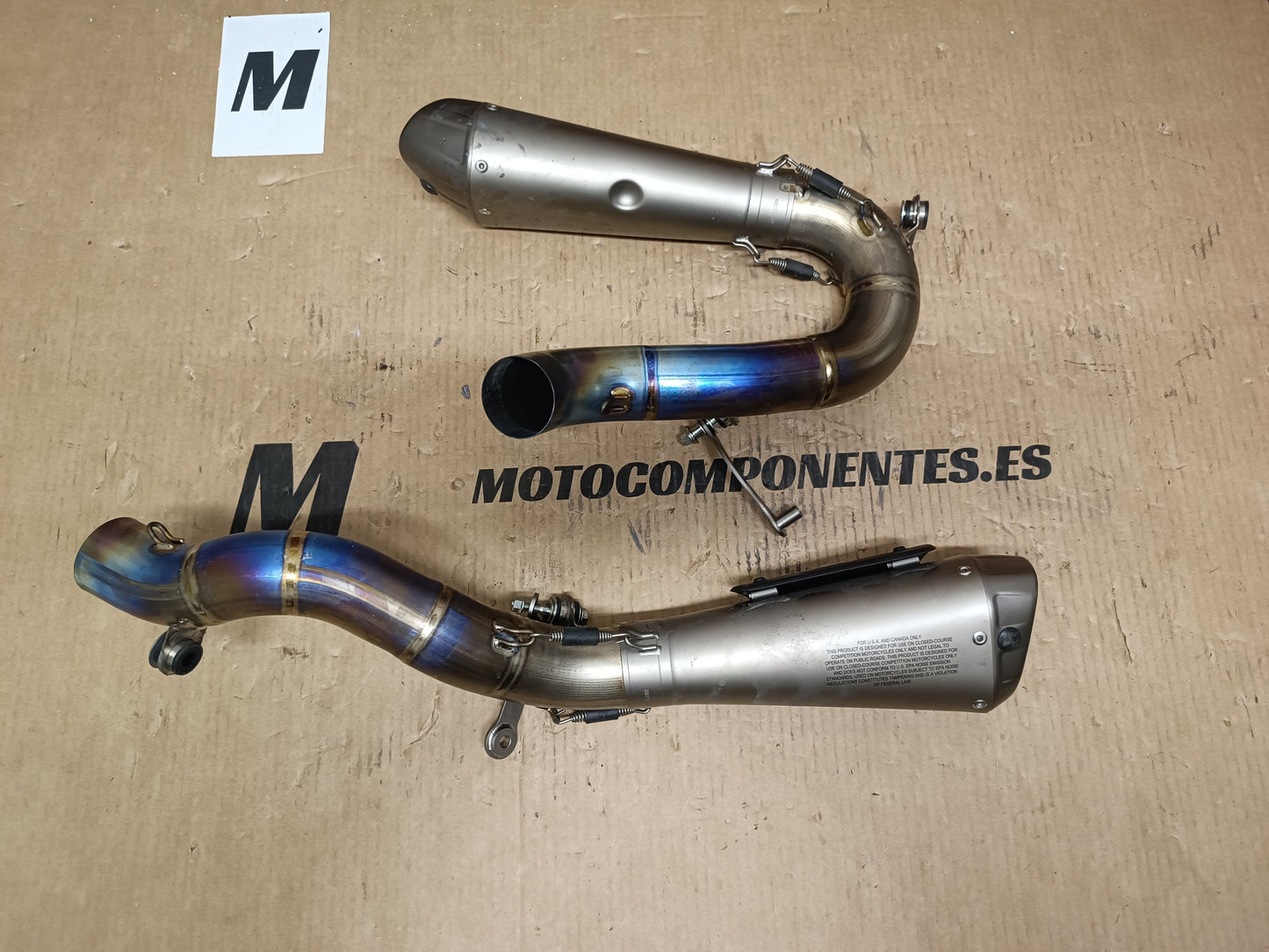 ESCAPE AKRAPOVIC DUCATI STREETFIGHTER