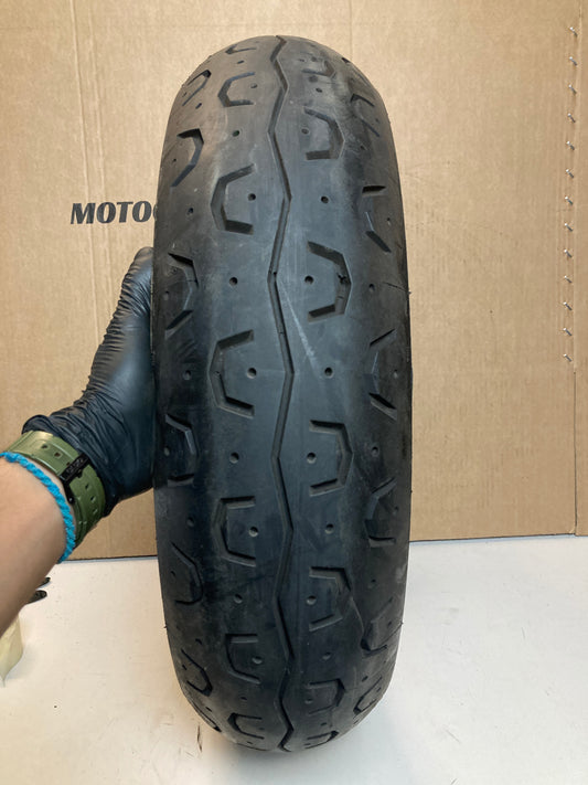 Neumático PIRELLI PHANTOM SPORTSCOMP 150/70/17