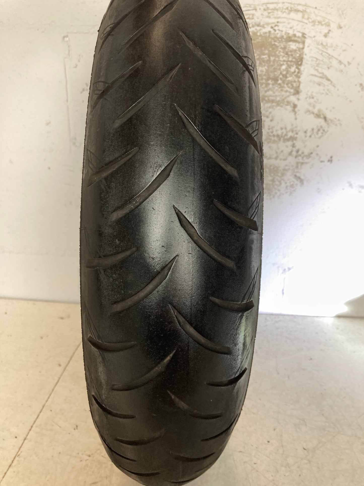 Neumático BRIDGESTONE BATTLAX SCOOTER SC 2F 120/70/15