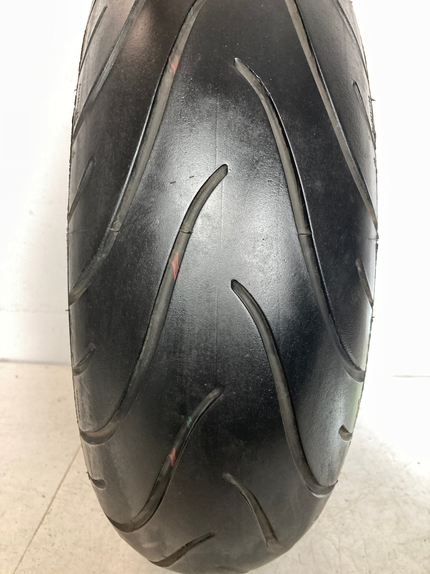 Neumático PIRELLI DIABLO ROSSO 3 240/45/17