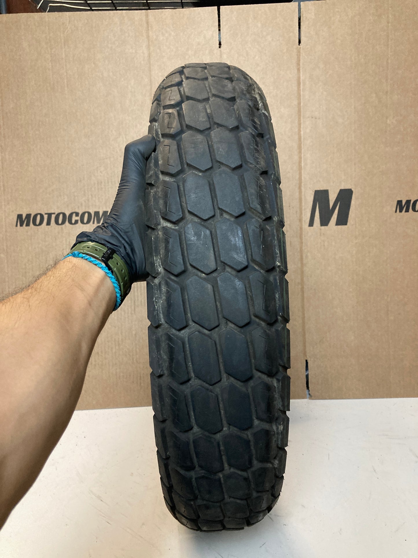 Neumático CST NYLON 130/80/19