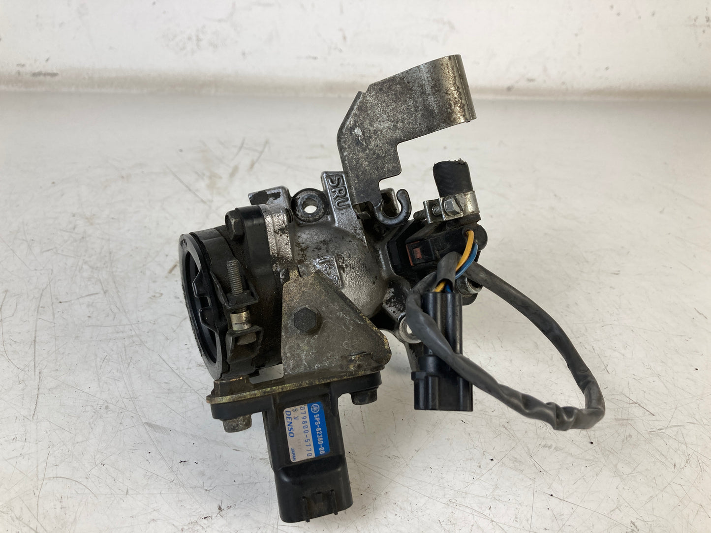 CAJA MARIPOSA YAMAHA MAJESTY 400