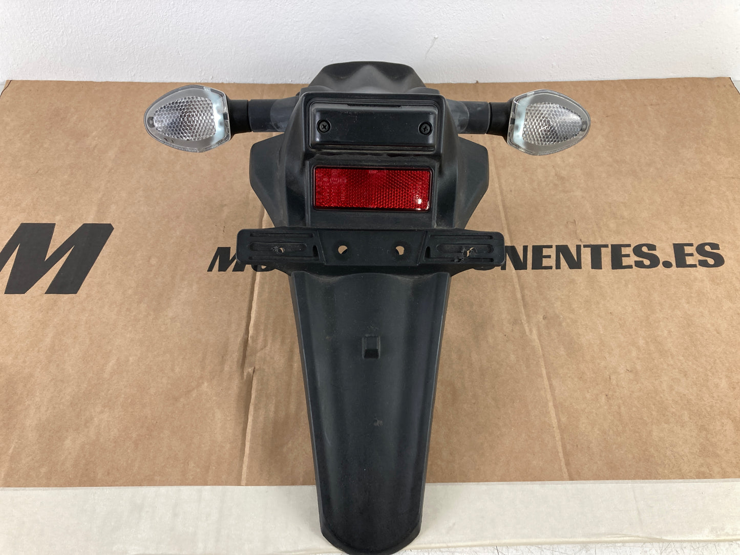 PORTAMATRÍCULAS SV 650
