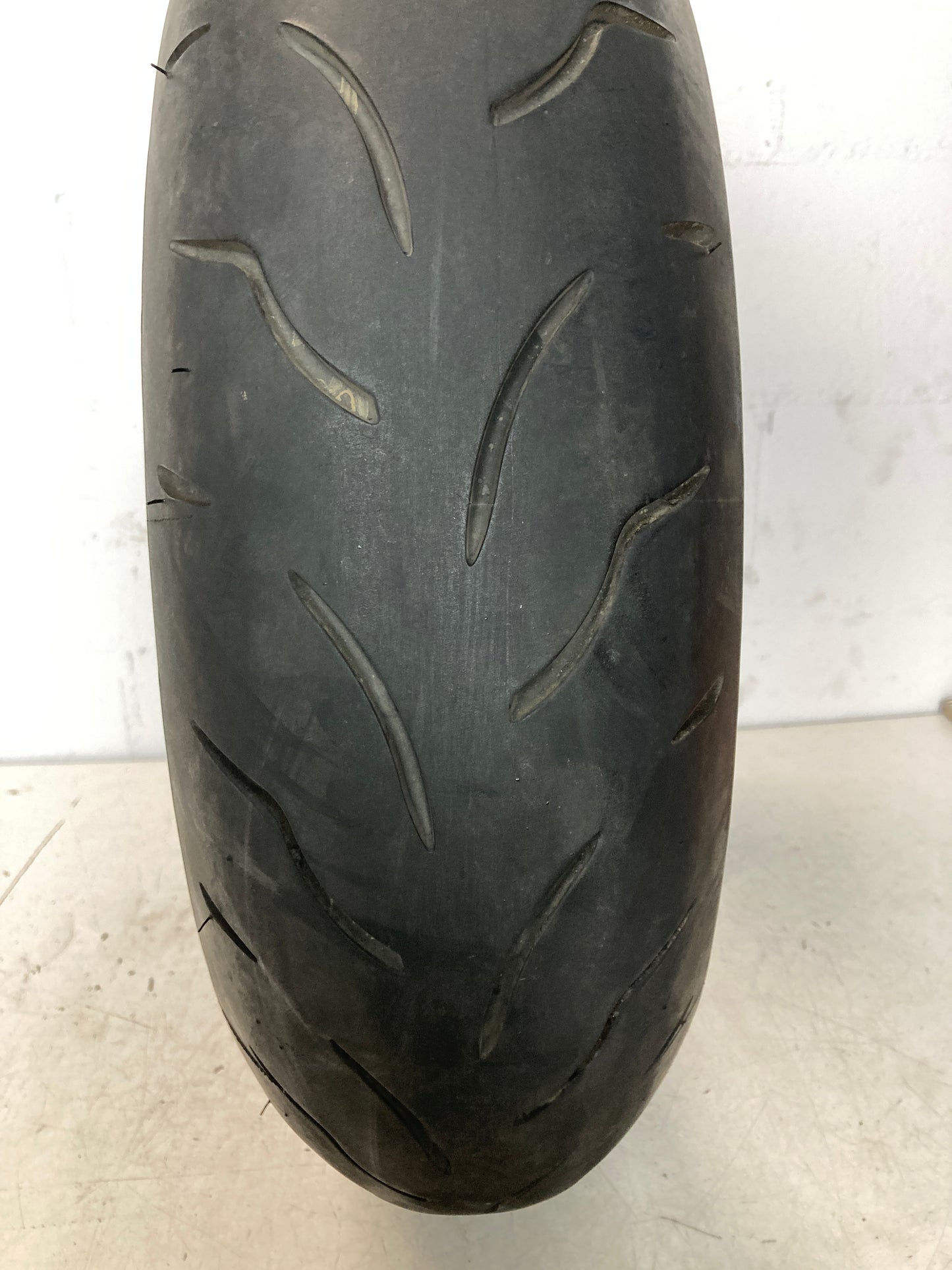 Neumático BRIDGESTONE BATTLAX BT 016 R PRO HYPERSPORT 170/60/17
