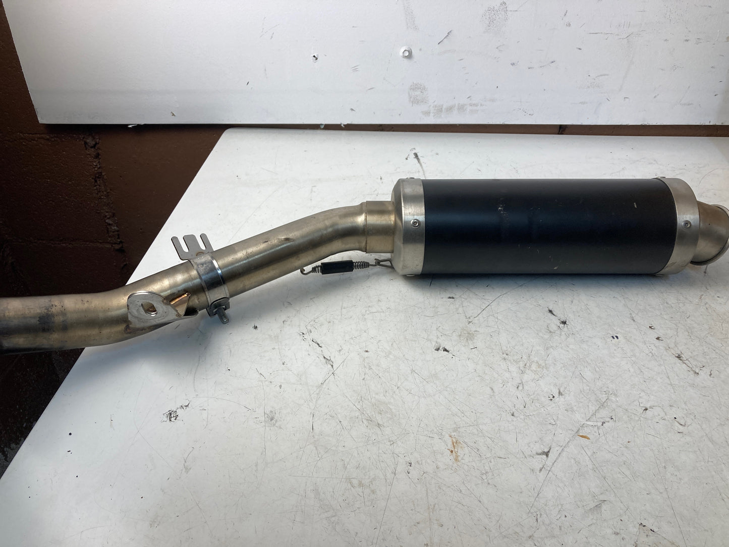 ESCAPE STORM Z 750