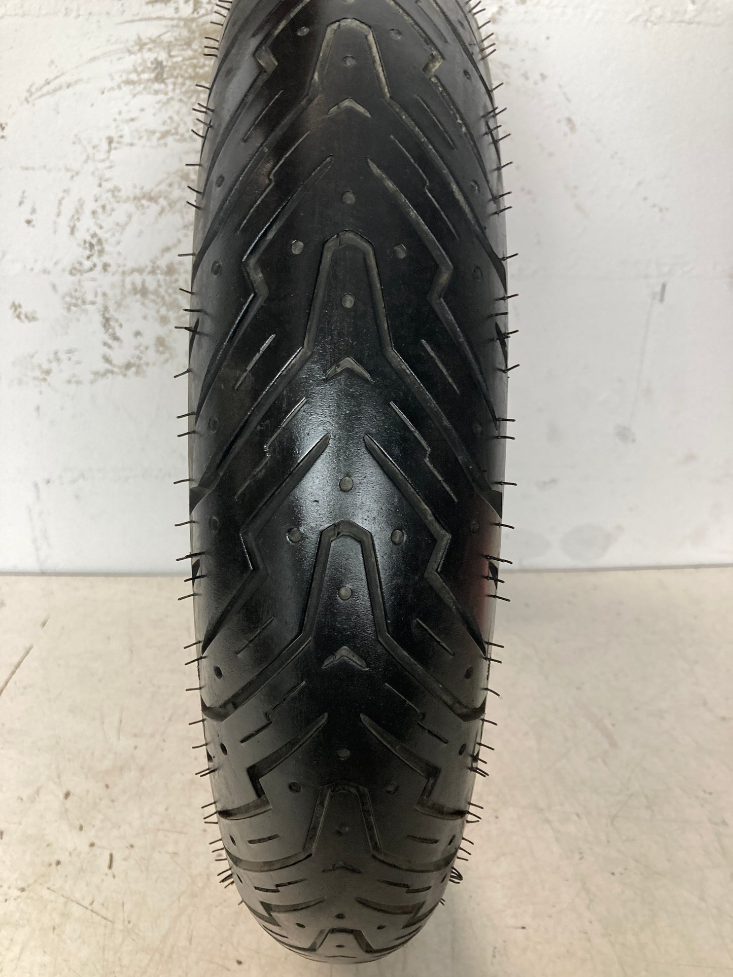 Neumático PIRELLI ANGEL SCOTER 110/70/16