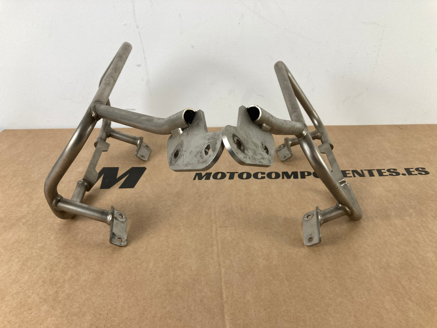 SOPORTE MALETA