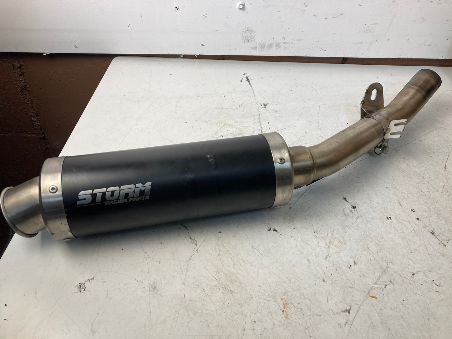 ESCAPE STORM Z 750