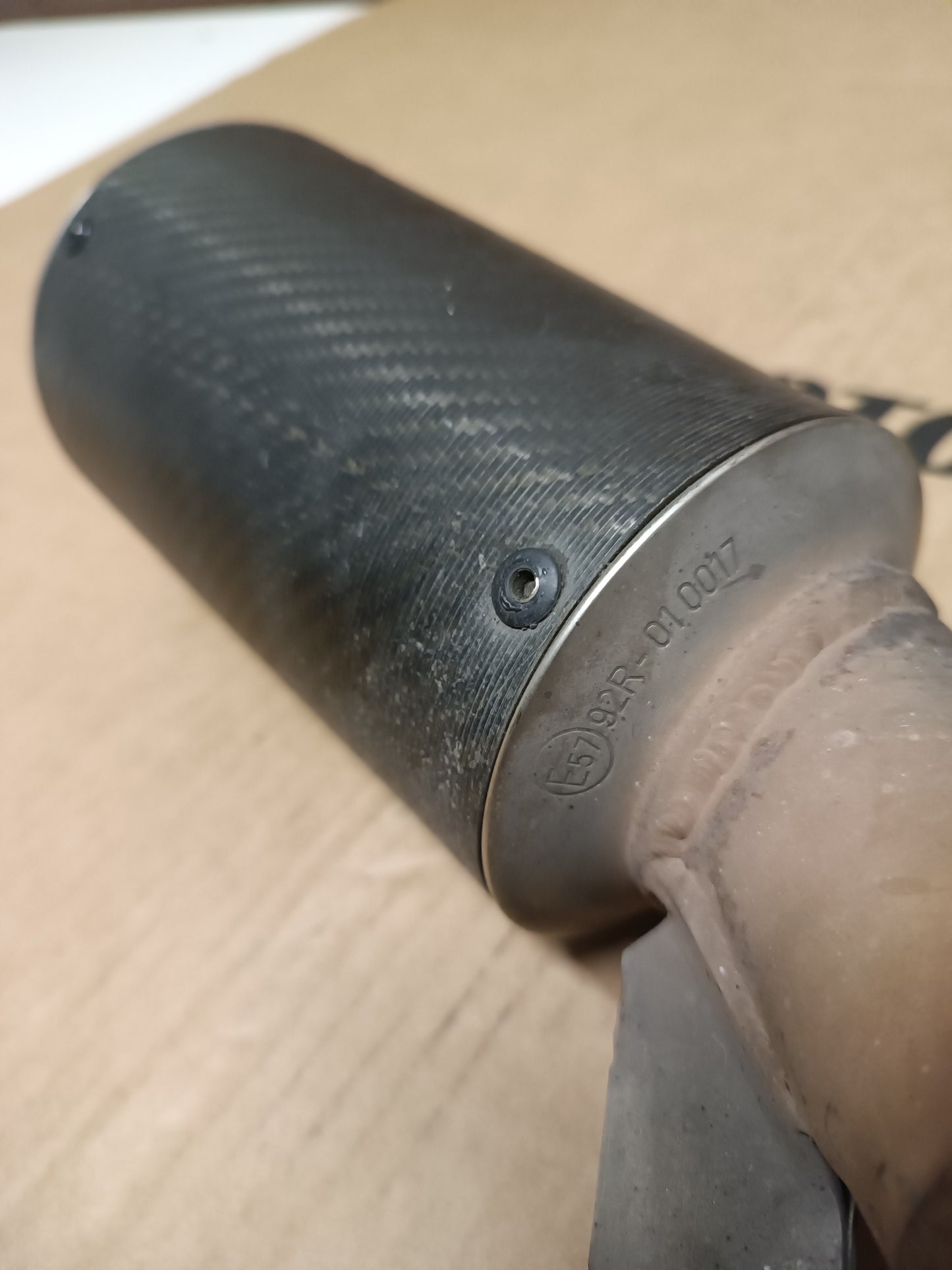 ESCAPE Leo Vince LV Corsa Carbono