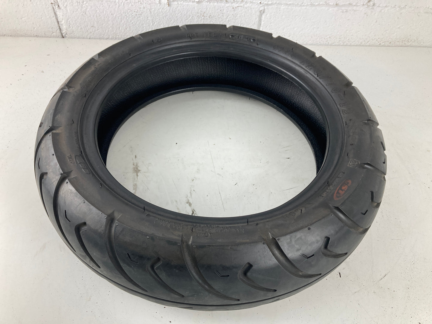 Neumático CST NYLON 120/70/12