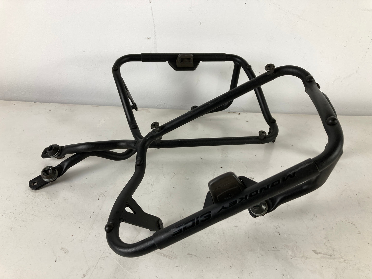 SOPORTE Z1000