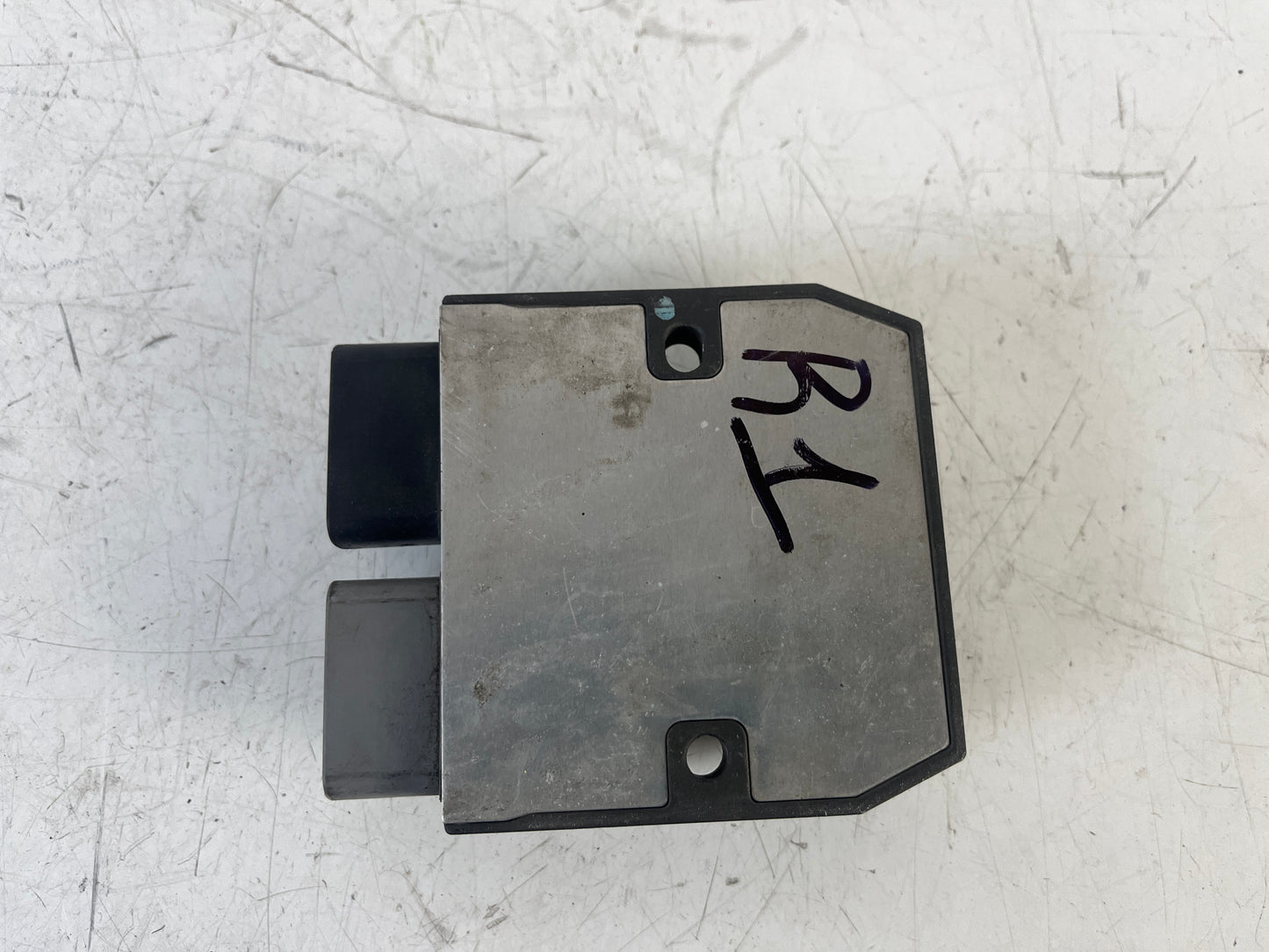 REGULADOR R1