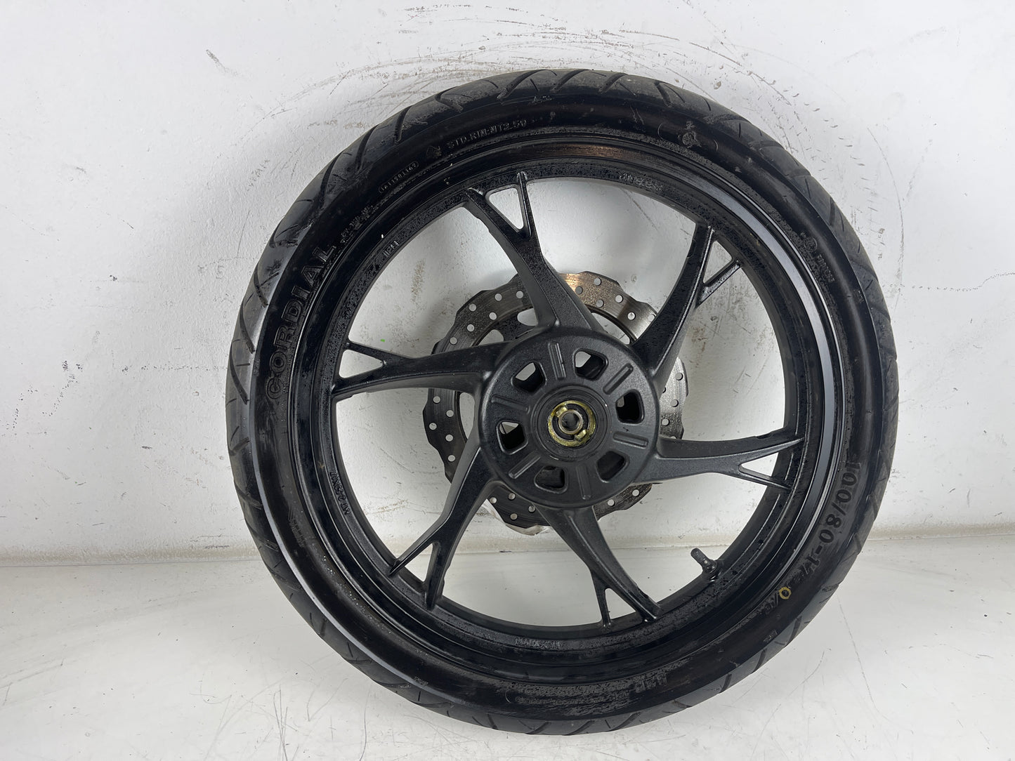 LLANTA BENELLI BN 125