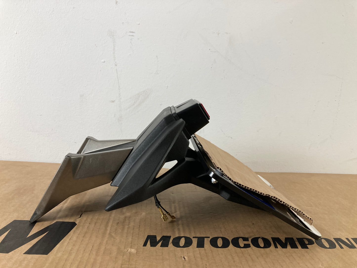 PORTAMATRÍCULAS SUZUKI GSX-R 600 K10