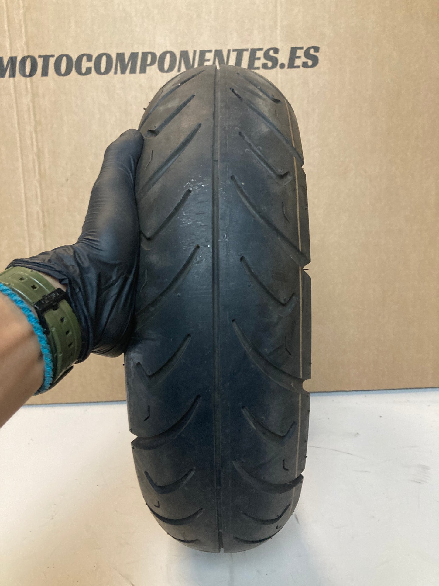 Neumático CST NYLON 120/70/12