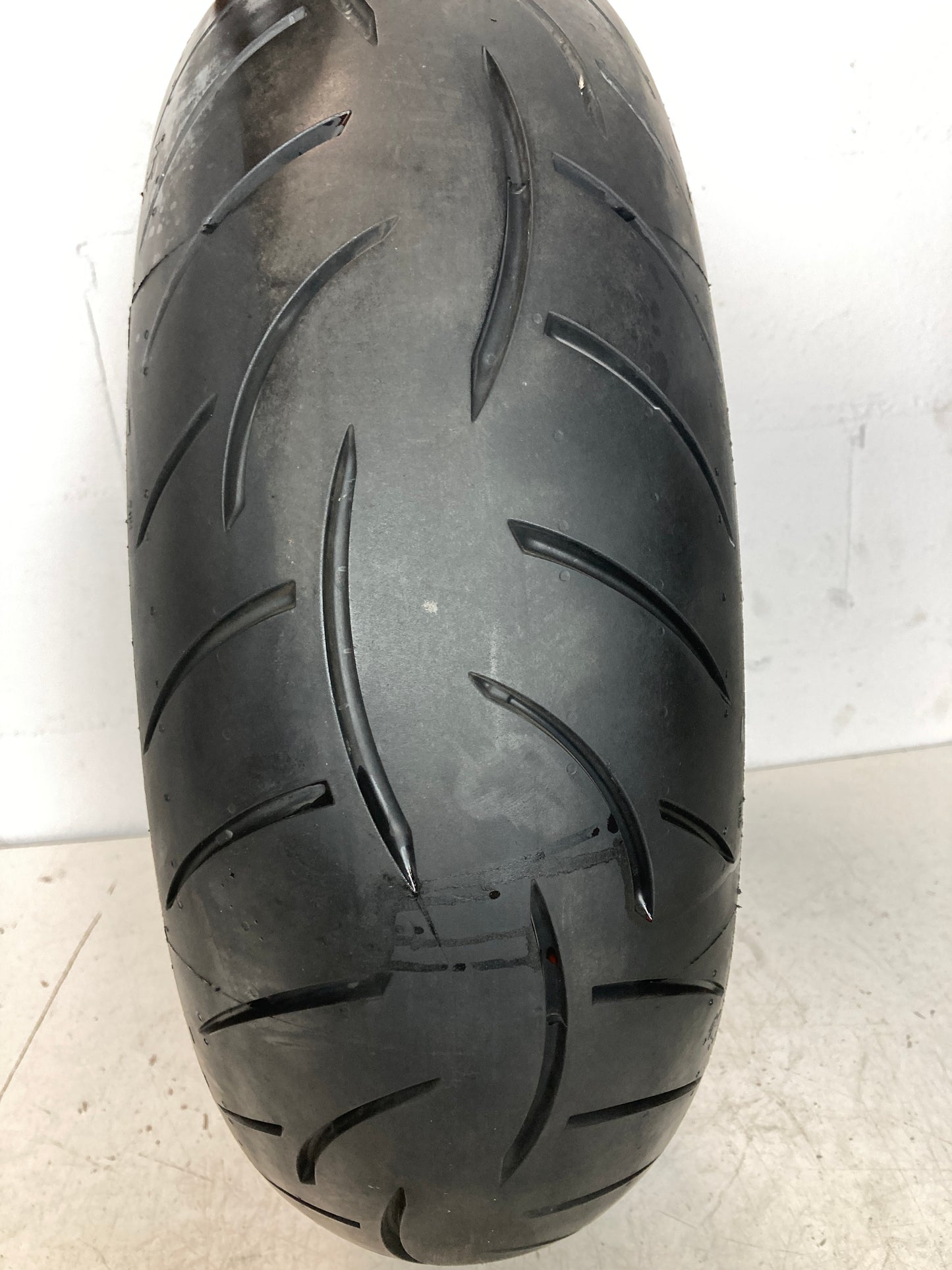 Neumático METZELER ROADTEC 180/55/17