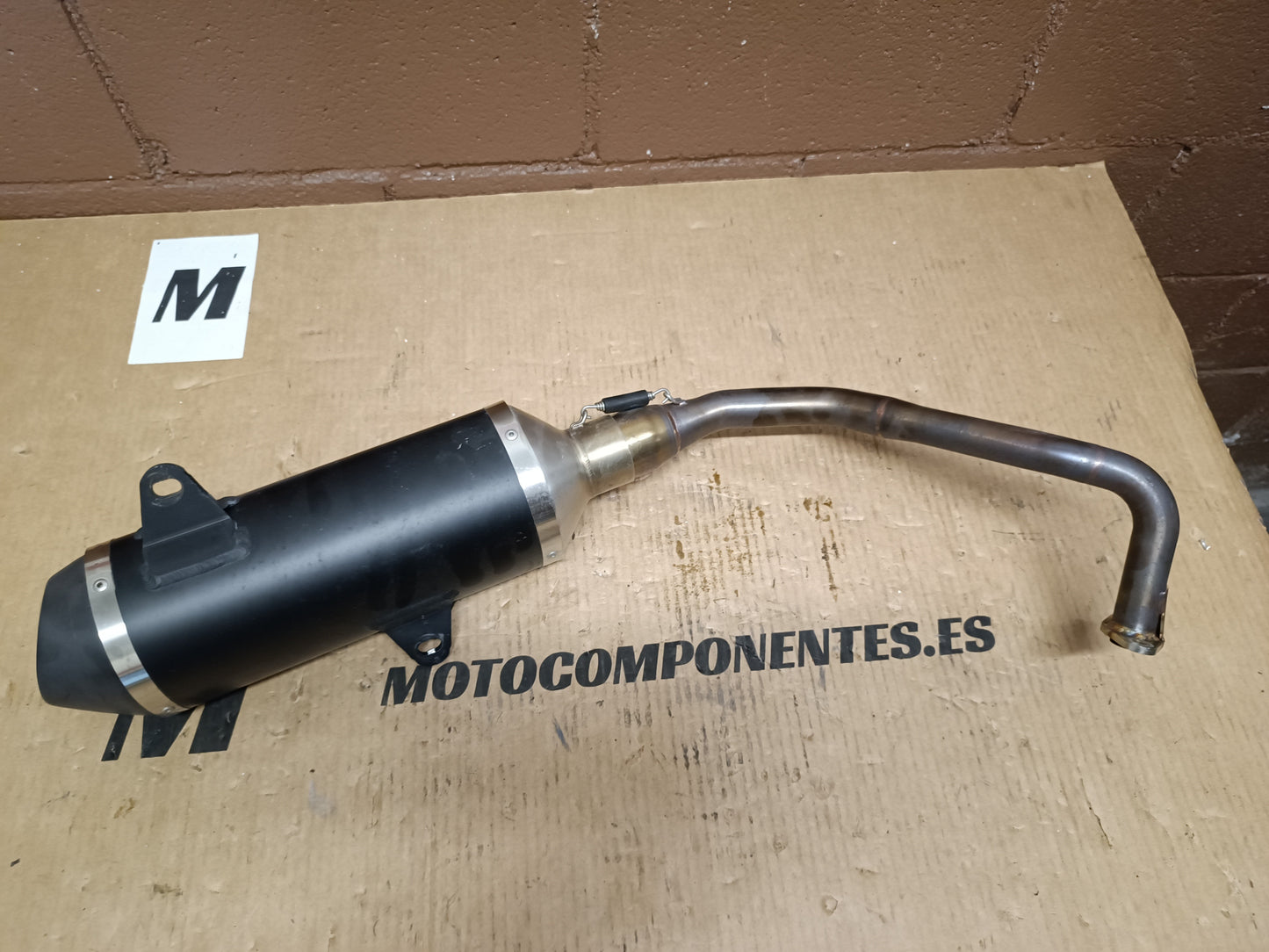 ESCAPE ARROW HONDA FORZA 125