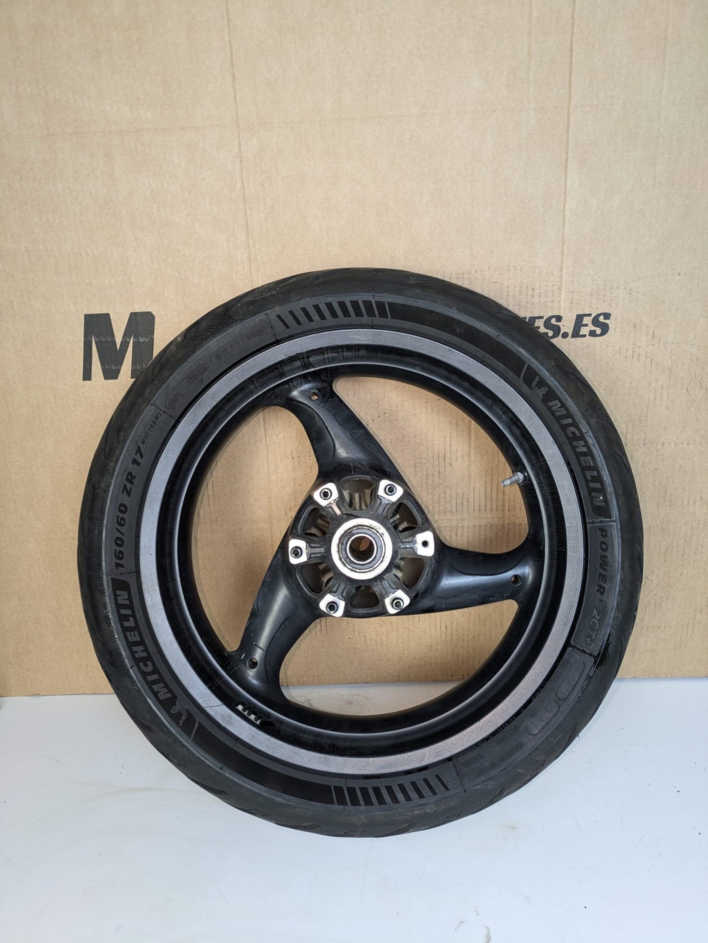 LLANTA DUCATI MONSTER 696