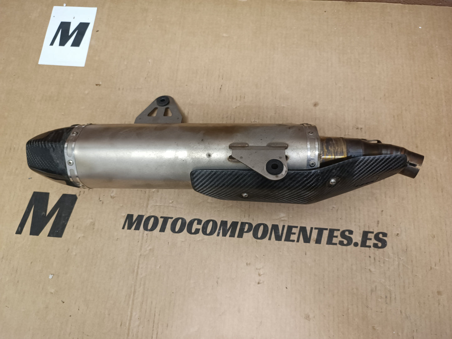 ESCAPE Akrapovic imitación BMW C400