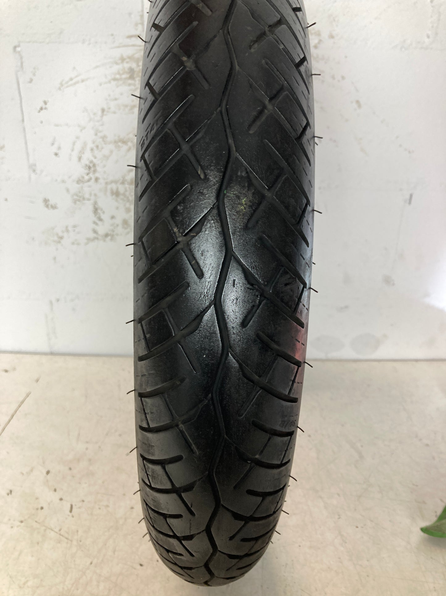 Neumático BRIDGESTONE 100/80/17