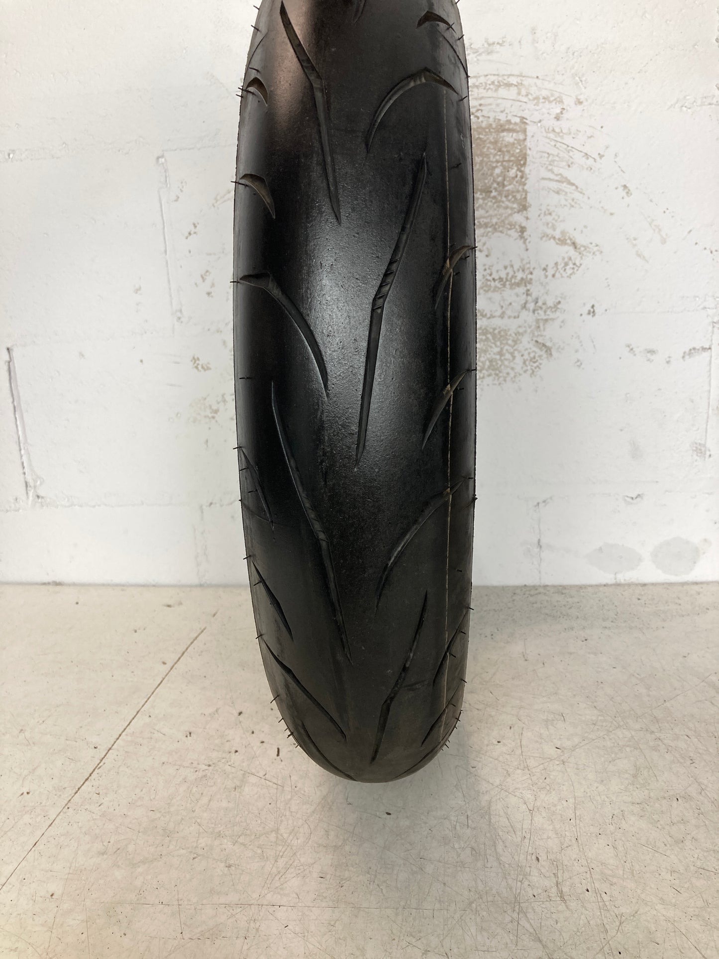 Neumático METZELER SPORTEC M5 INTERACT 150/60/17