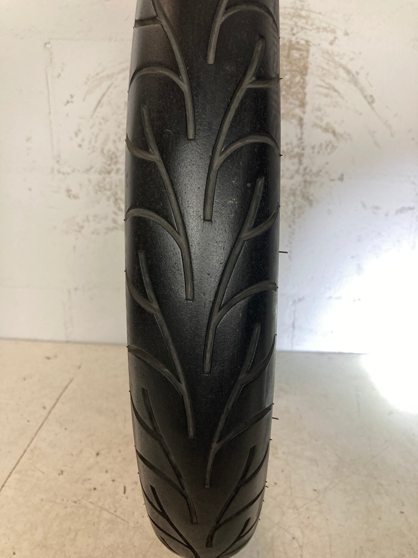 Neumático CONTINENTAL CONTIGO 80/100/17