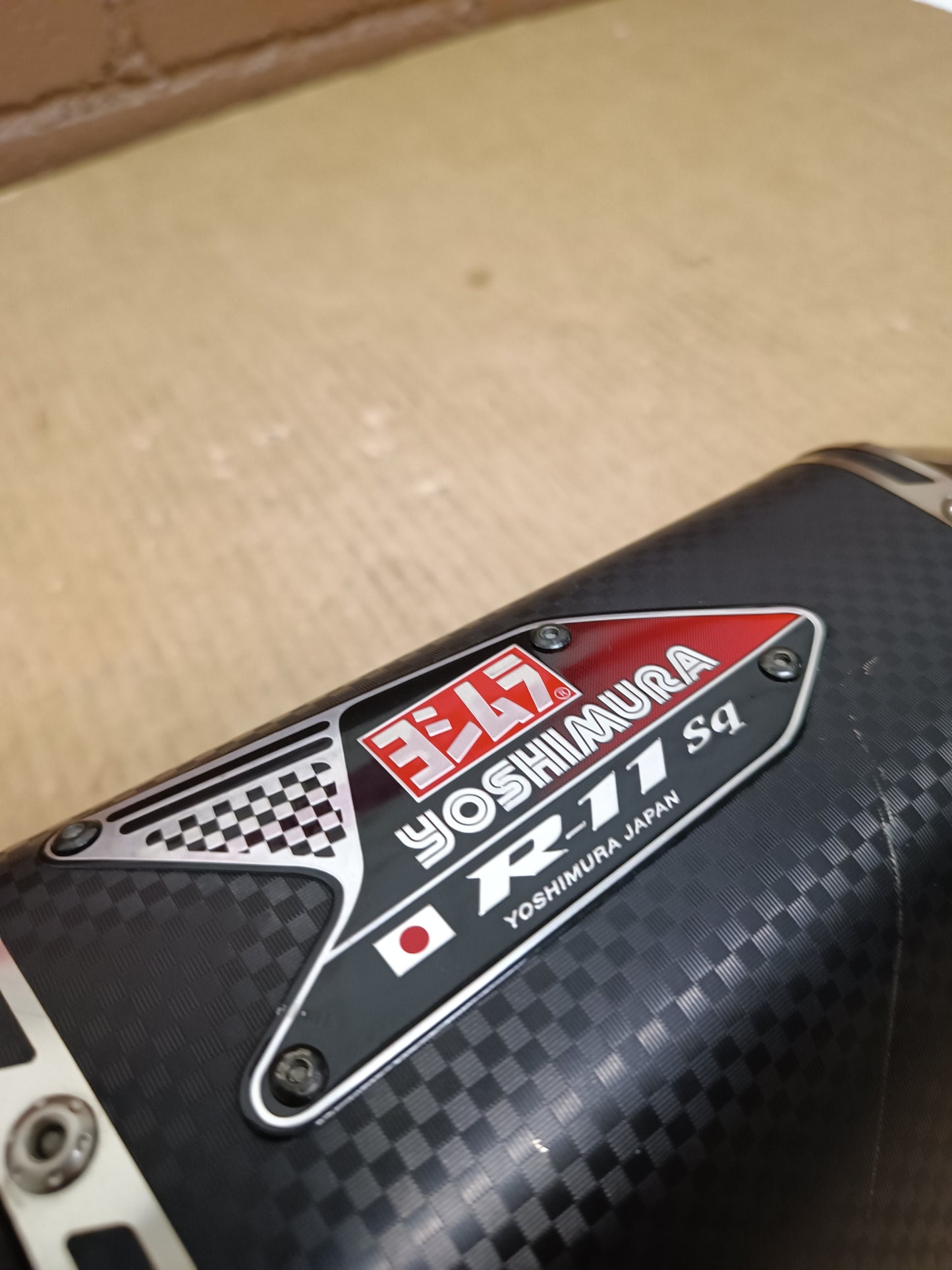 ESCAPE Yoshimura R 11 SQ SUZUKI Gsxr 1000