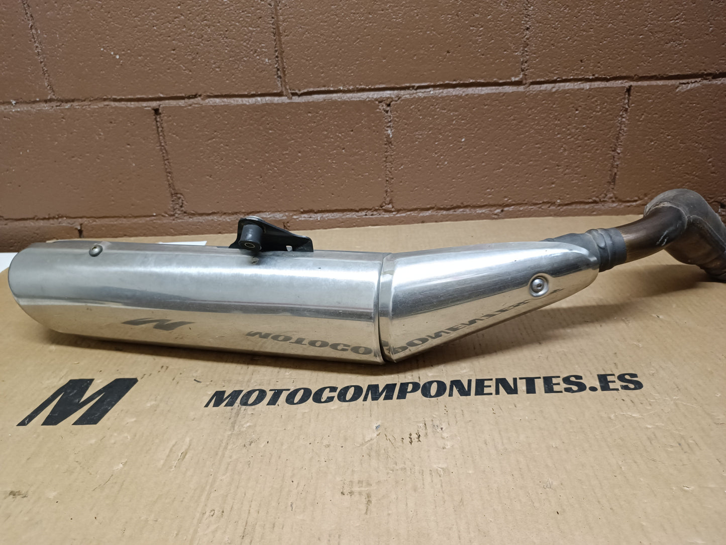 ESCAPE HONDA CBF 600