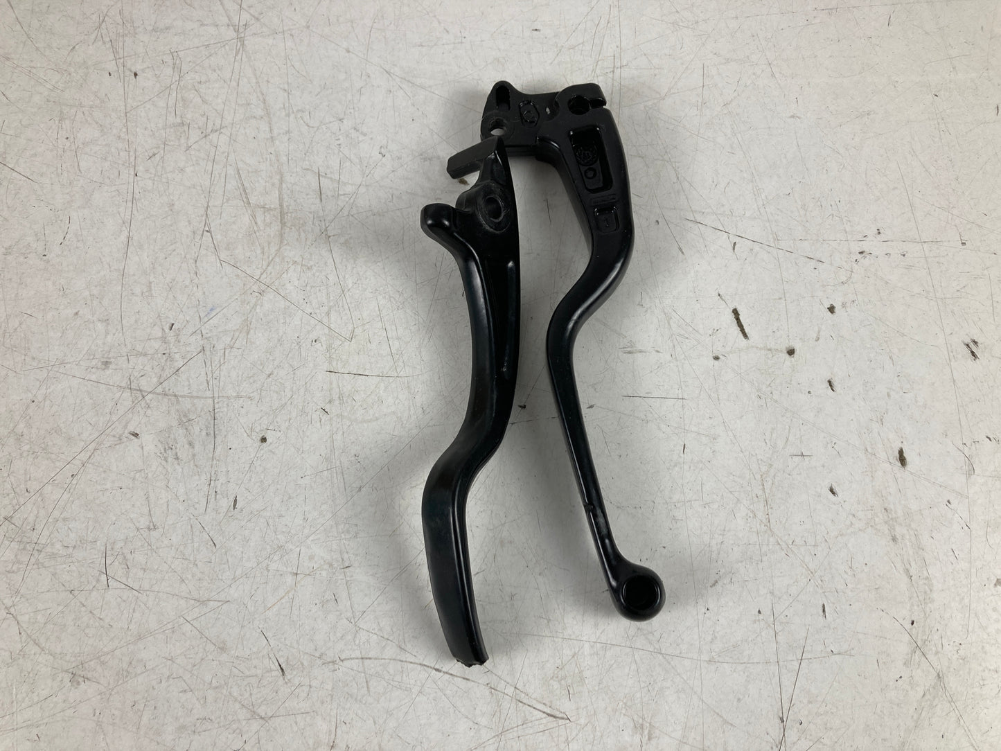 MANETAS 125 DUKE ABS