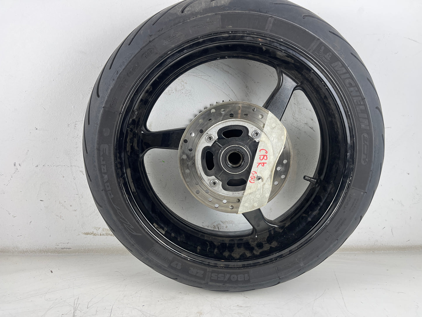 LLANTA HONDA CBR 600