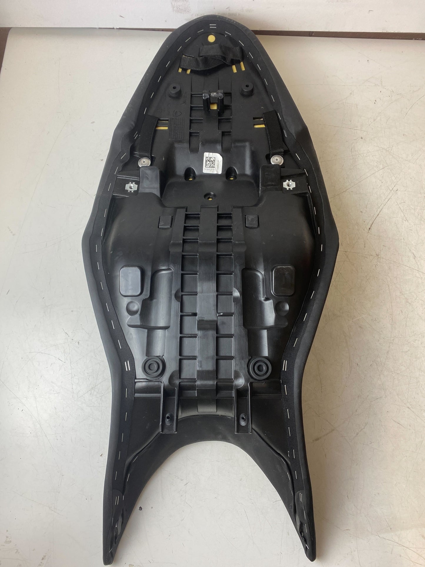 ASIENTO DUCATI SUPERSPORT 939-950