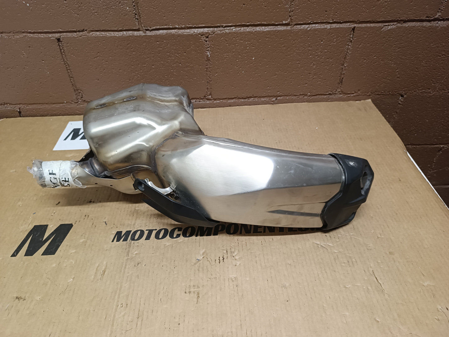 ESCAPE BMW F900R/XR