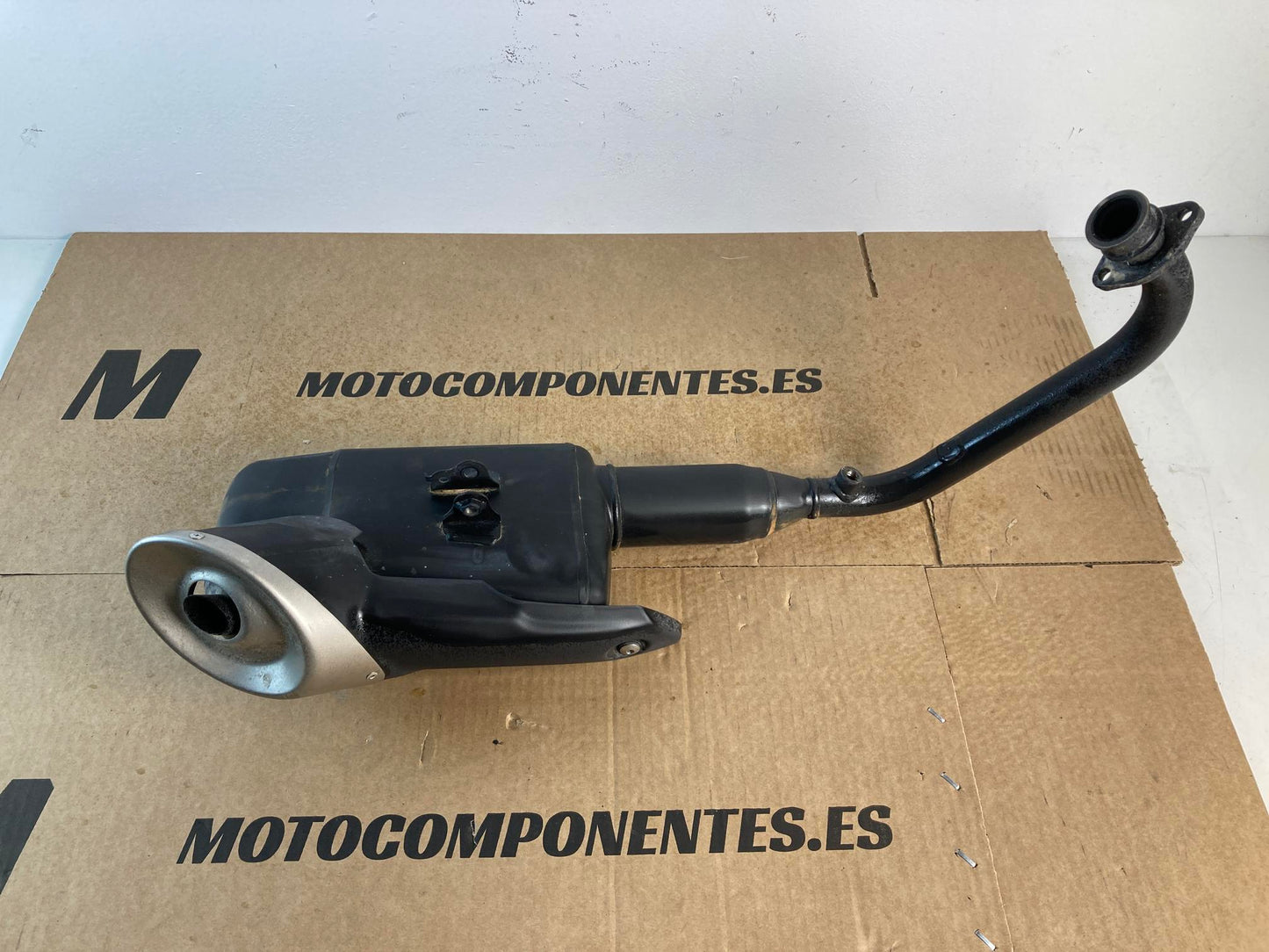 ESCAPE HONDA CB 125 R