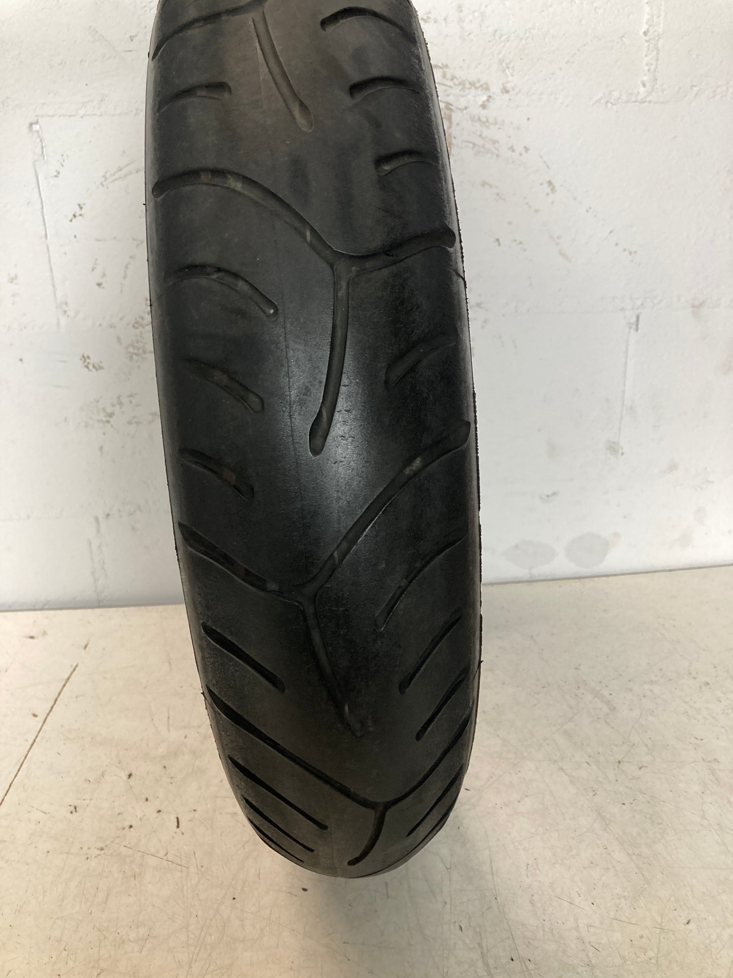 Neumático BRIDGESTONE BATTLAX SPORT TOURING T30F 120/70/17