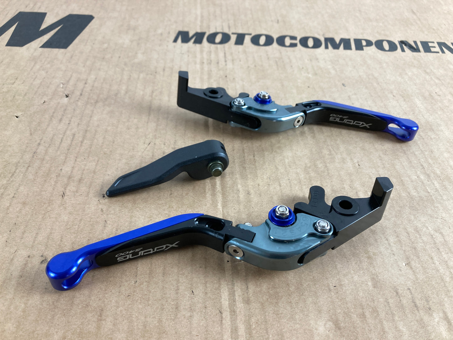 MANETAS XCITING 400 S TCS