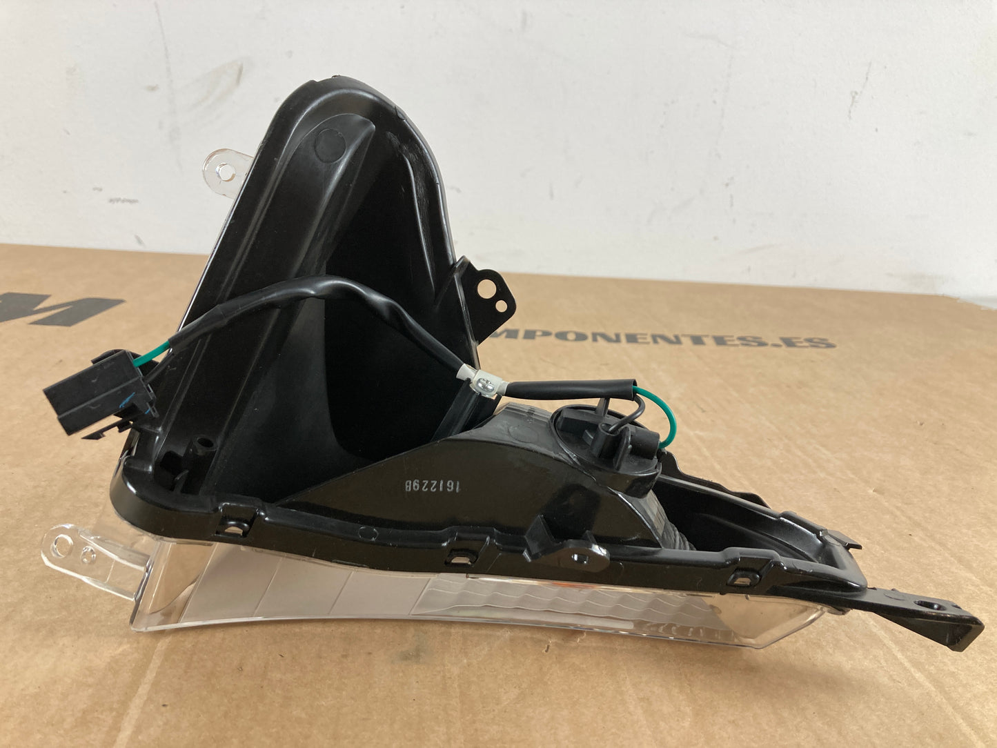 ILUM. DELANTERA YAMAHA T- MAX 530