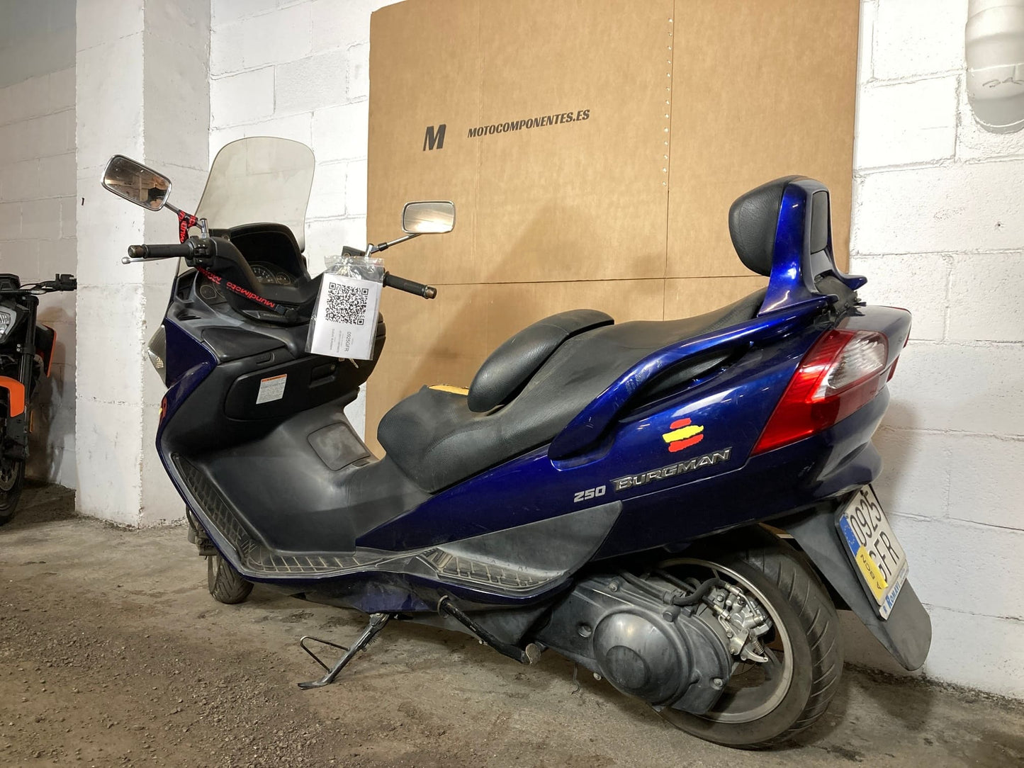 MOTO DESPIECE SUZUKI BURGMAN 250